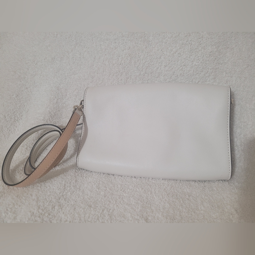 Kate Spade - Picture 4 of 5